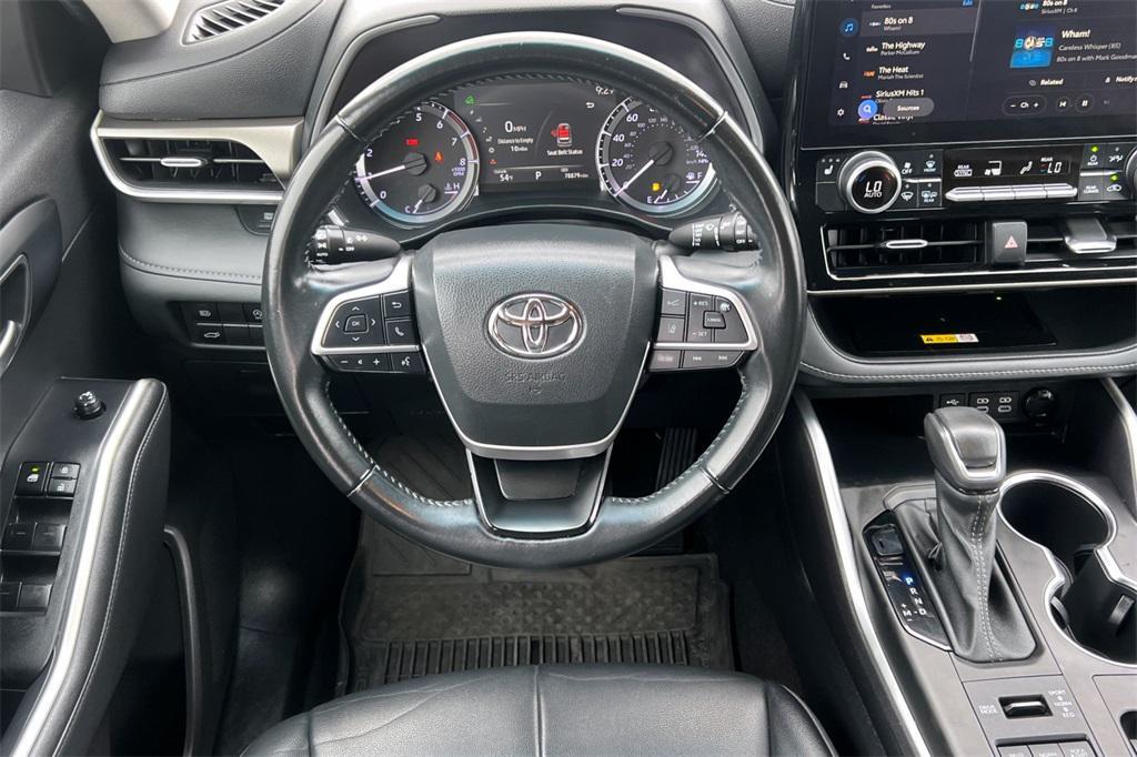 used 2023 Toyota Highlander car, priced at $31,694