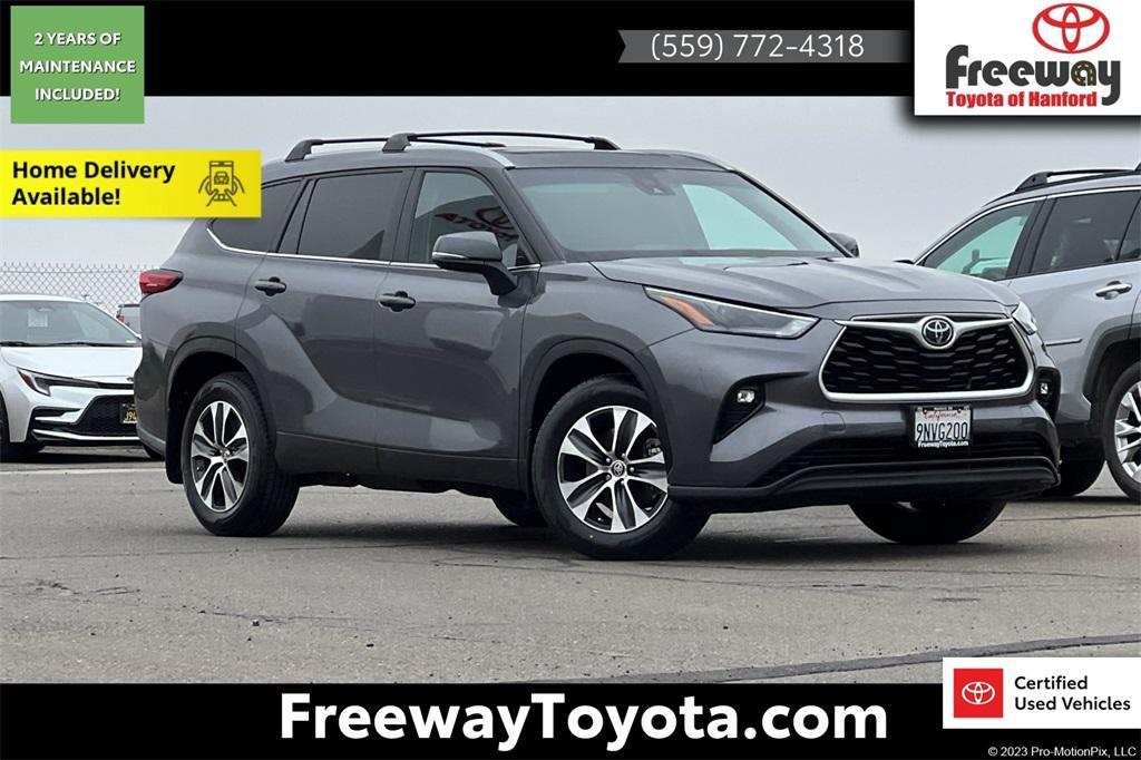 used 2023 Toyota Highlander car, priced at $31,694