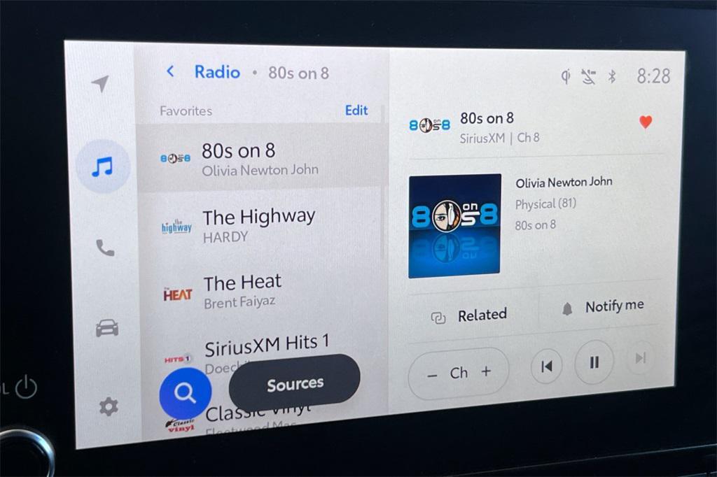 used 2025 Toyota Highlander Hybrid car, priced at $44,398
