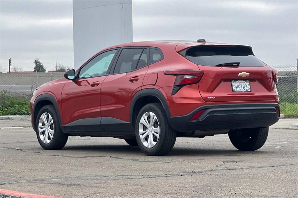 used 2024 Chevrolet Trax car, priced at $18,888