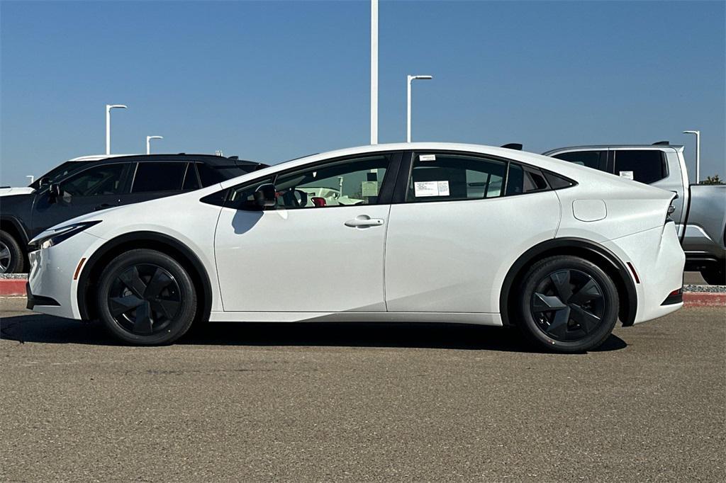 new 2026 Toyota Prius Plug-In Hybrid car, priced at $36,283
