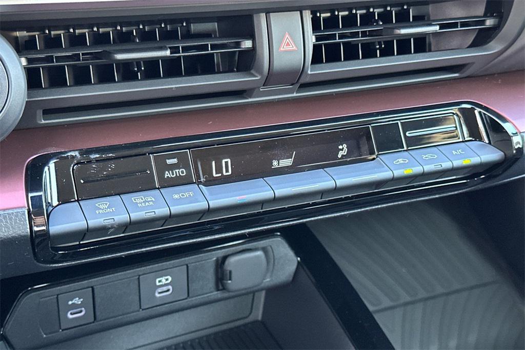 new 2026 Toyota Prius Plug-In Hybrid car, priced at $36,283