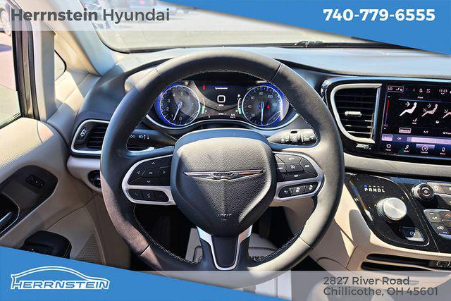 used 2023 Chrysler Pacifica car, priced at $22,417