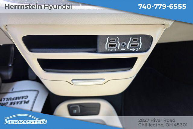used 2023 Chrysler Pacifica car, priced at $22,417