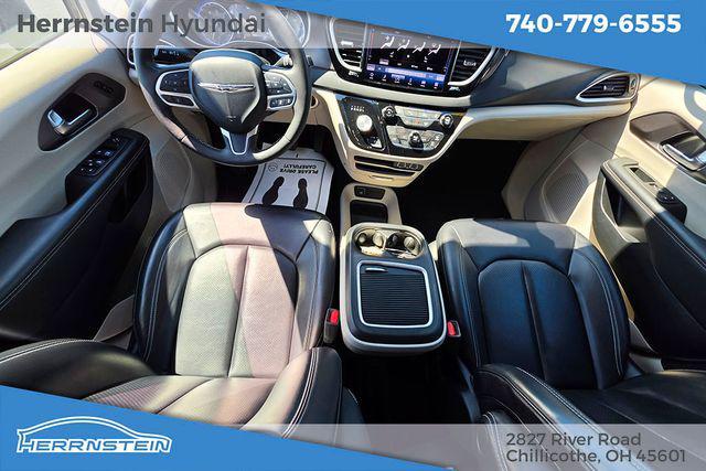 used 2023 Chrysler Pacifica car, priced at $22,417