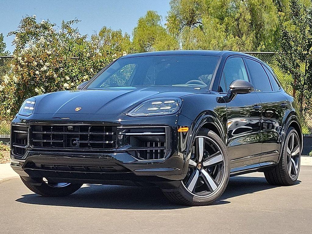 new 2025 Porsche Cayenne car