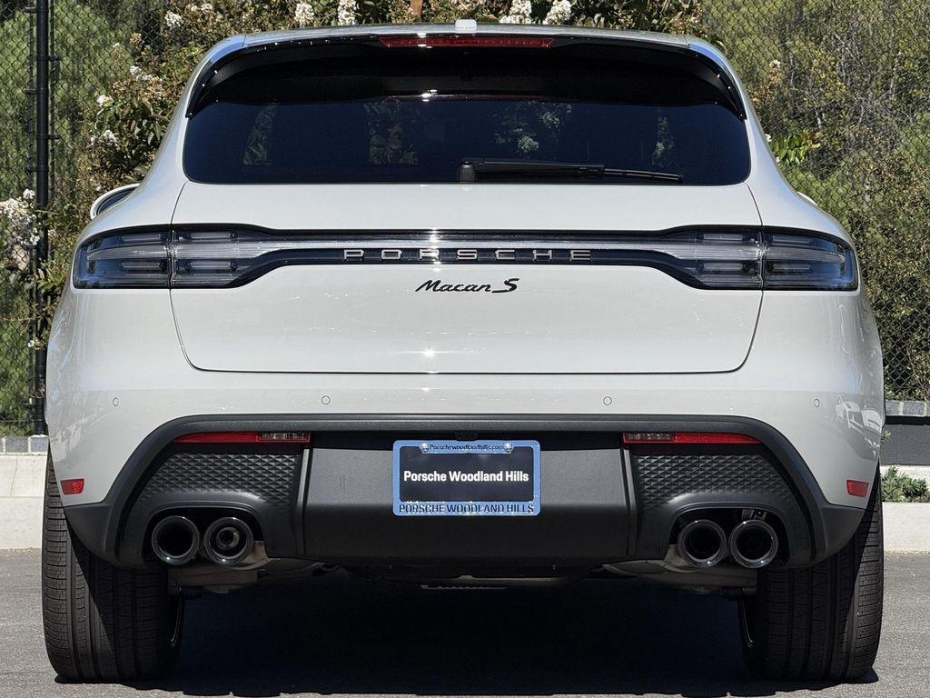 new 2025 Porsche Macan car