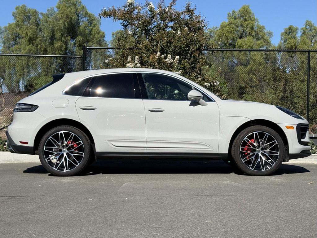 new 2025 Porsche Macan car