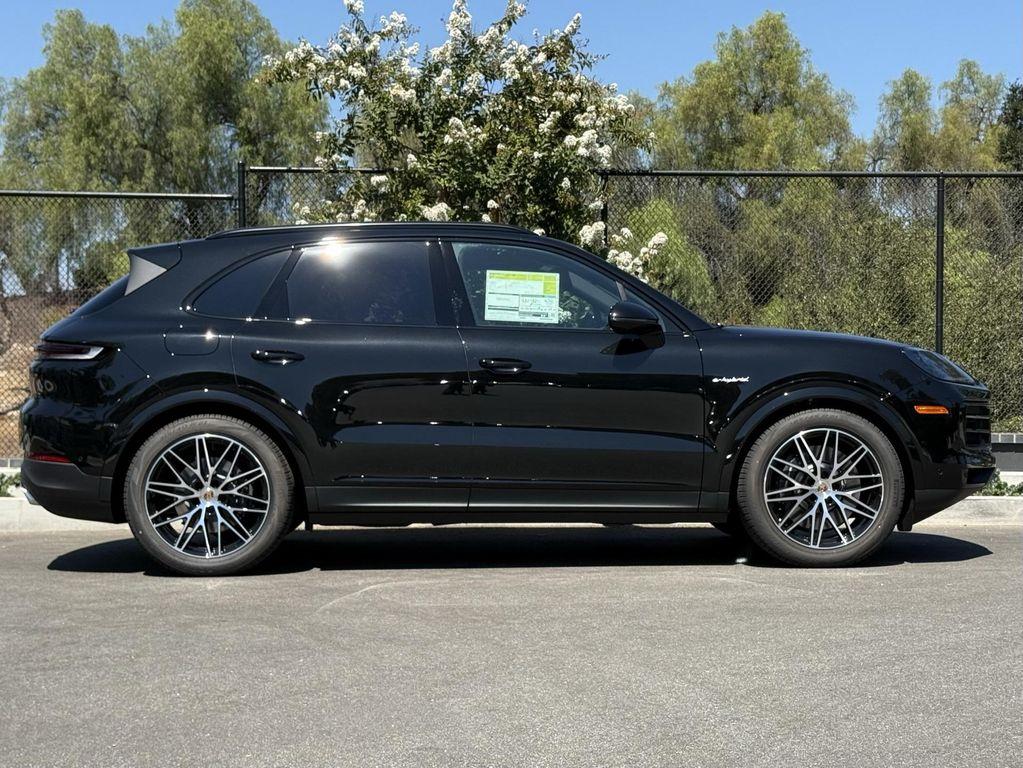 new 2026 Porsche Cayenne car