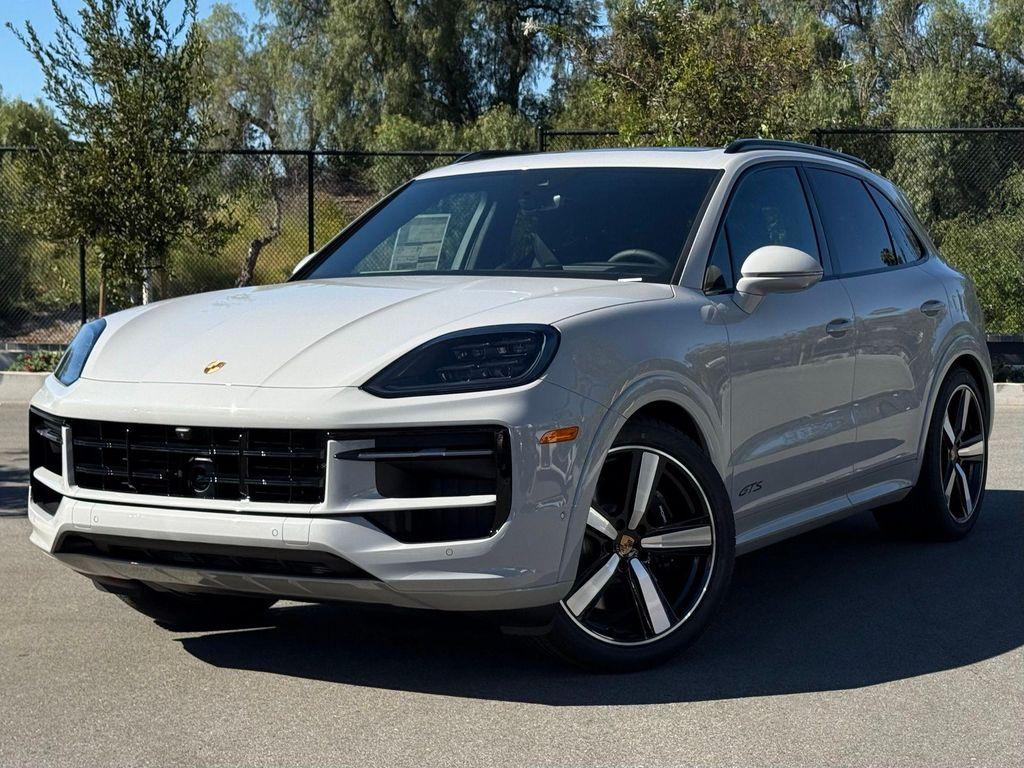 new 2026 Porsche Cayenne car