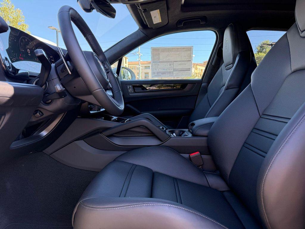 new 2026 Porsche Cayenne car