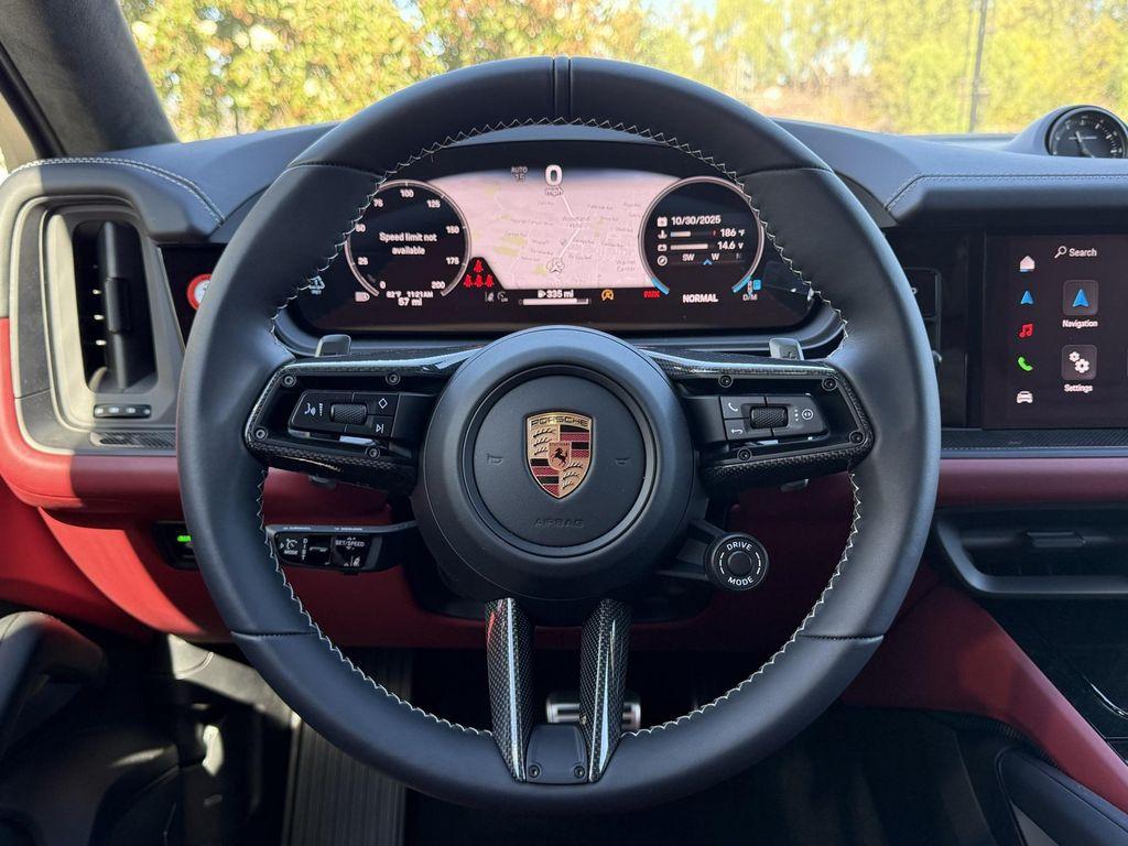 new 2025 Porsche Cayenne car