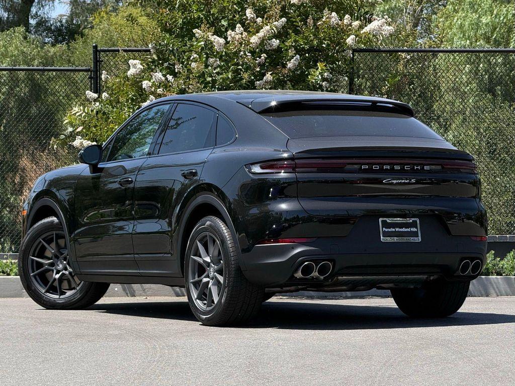 new 2026 Porsche Cayenne car