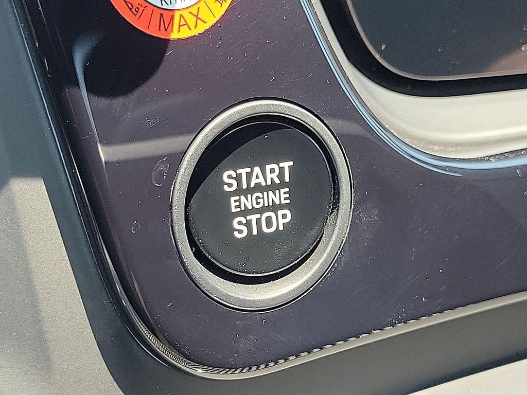 new 2025 Porsche Cayenne car