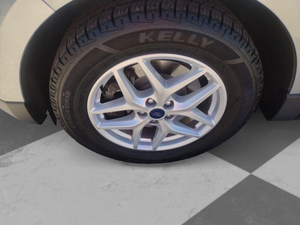 used 2022 Ford Edge car, priced at $29,900