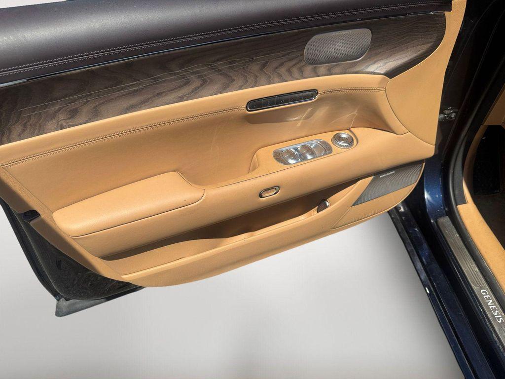 used 2025 Genesis G90 car, priced at $78,485