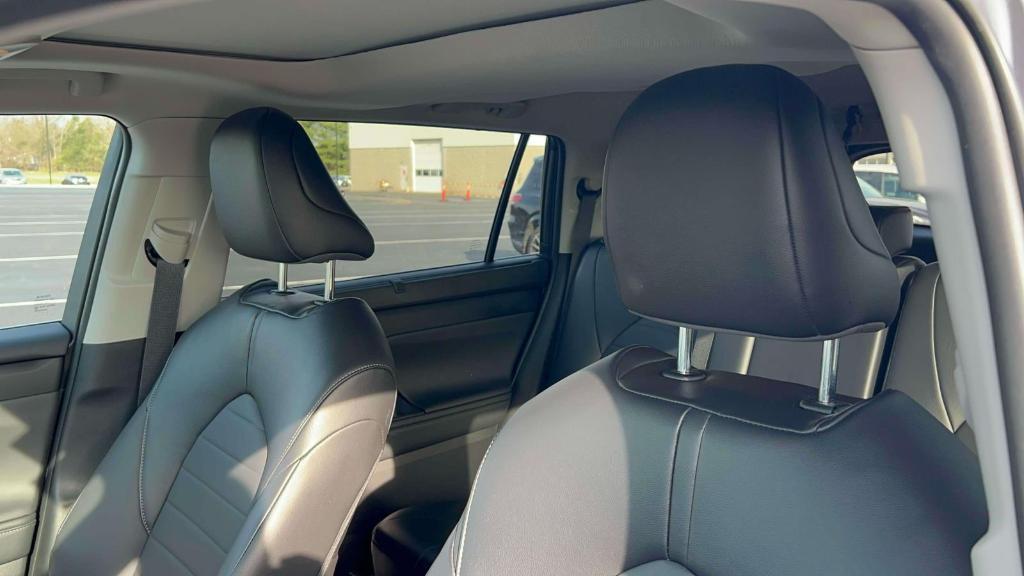 used 2024 Toyota Highlander car, priced at $38,995