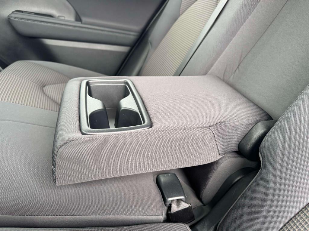 used 2023 Toyota Highlander car, priced at $31,995