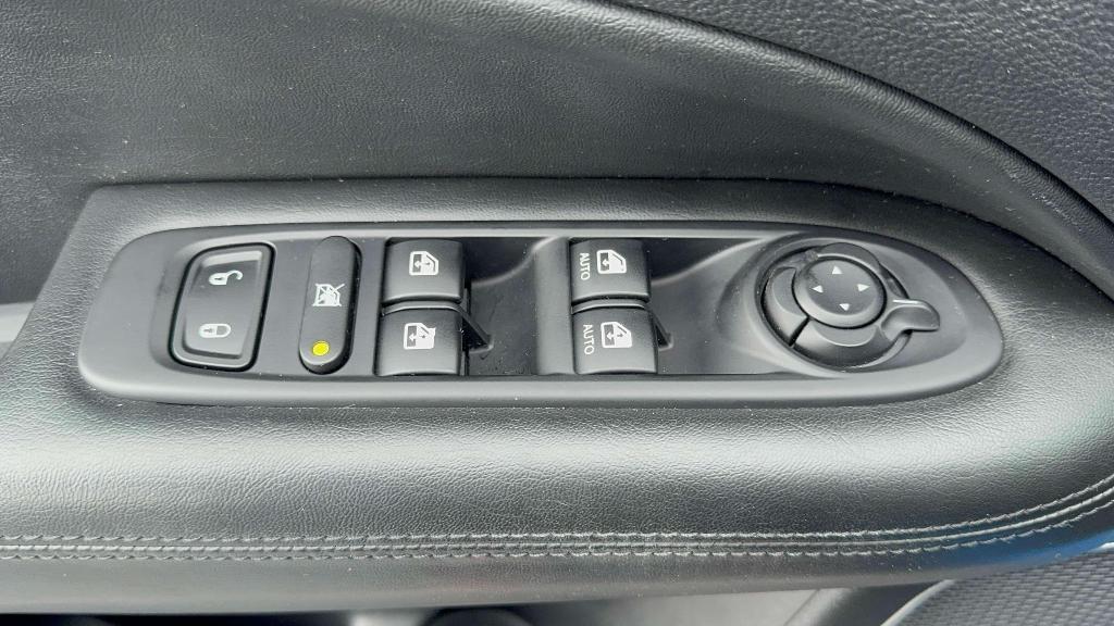 used 2020 Jeep Compass car, priced at $16,995