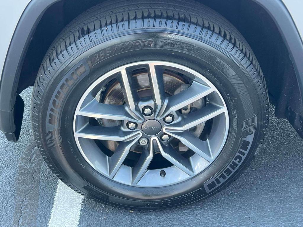 used 2020 Jeep Grand Cherokee car, priced at $19,995