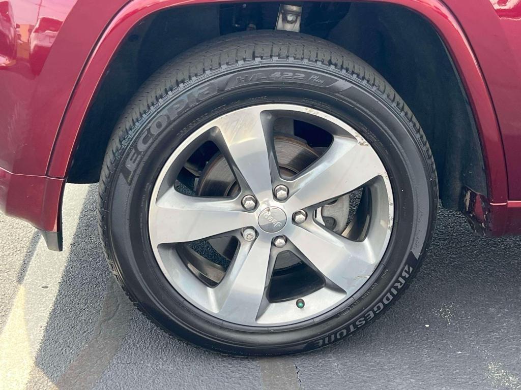 used 2016 Jeep Grand Cherokee car, priced at $14,895