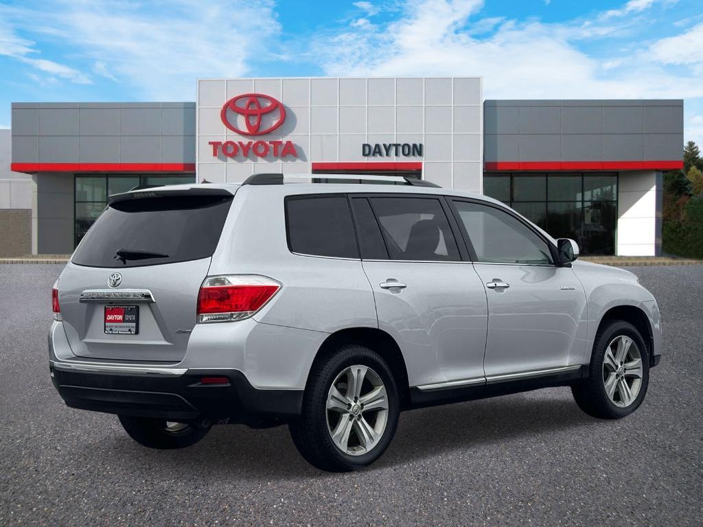 used 2013 Toyota Highlander car, priced at $12,995
