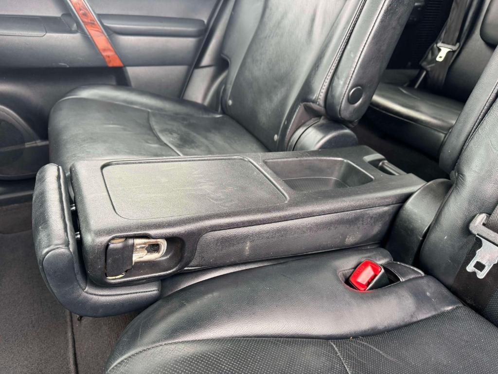 used 2013 Toyota Highlander car, priced at $12,995