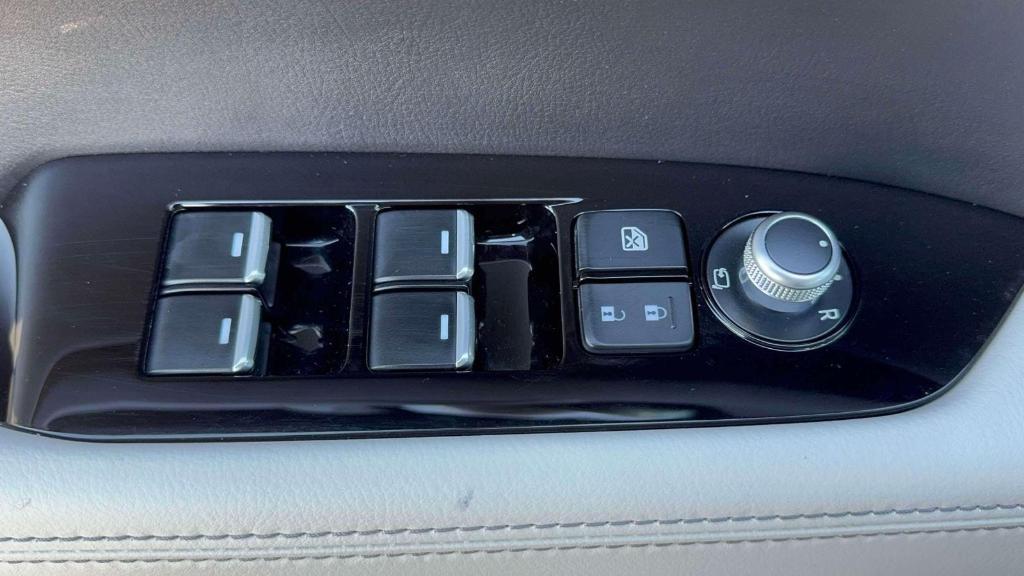 used 2025 Mazda CX-5 car, priced at $32,995