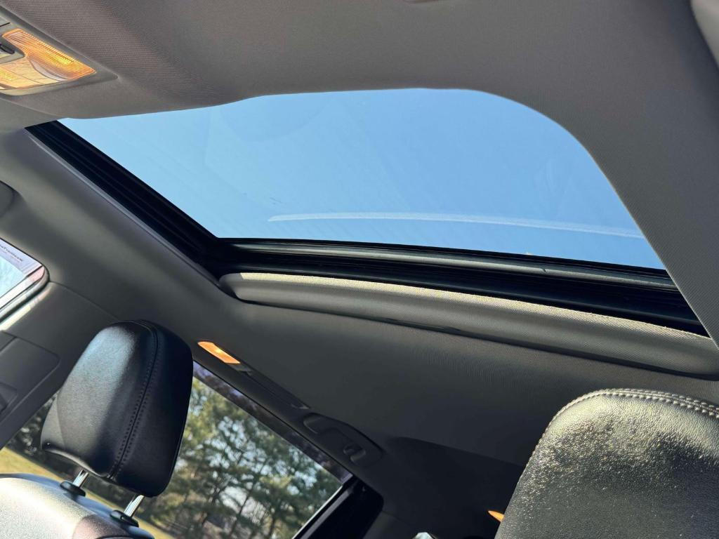 used 2019 Toyota Highlander car, priced at $24,995