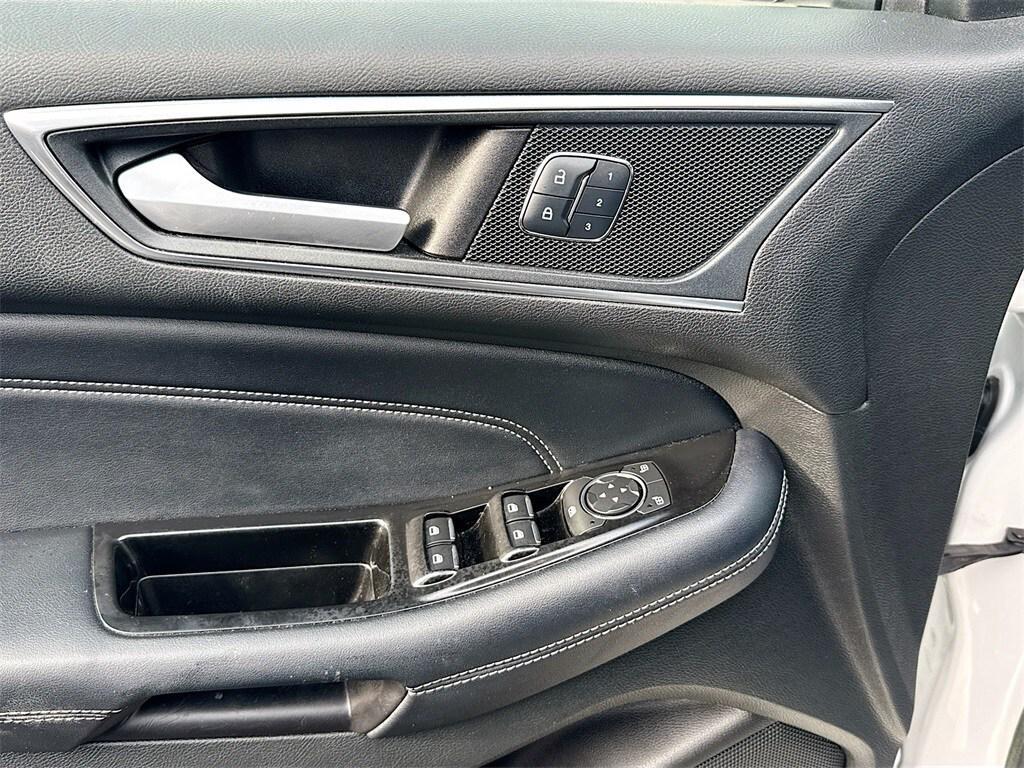 used 2018 Ford Edge car, priced at $9,215