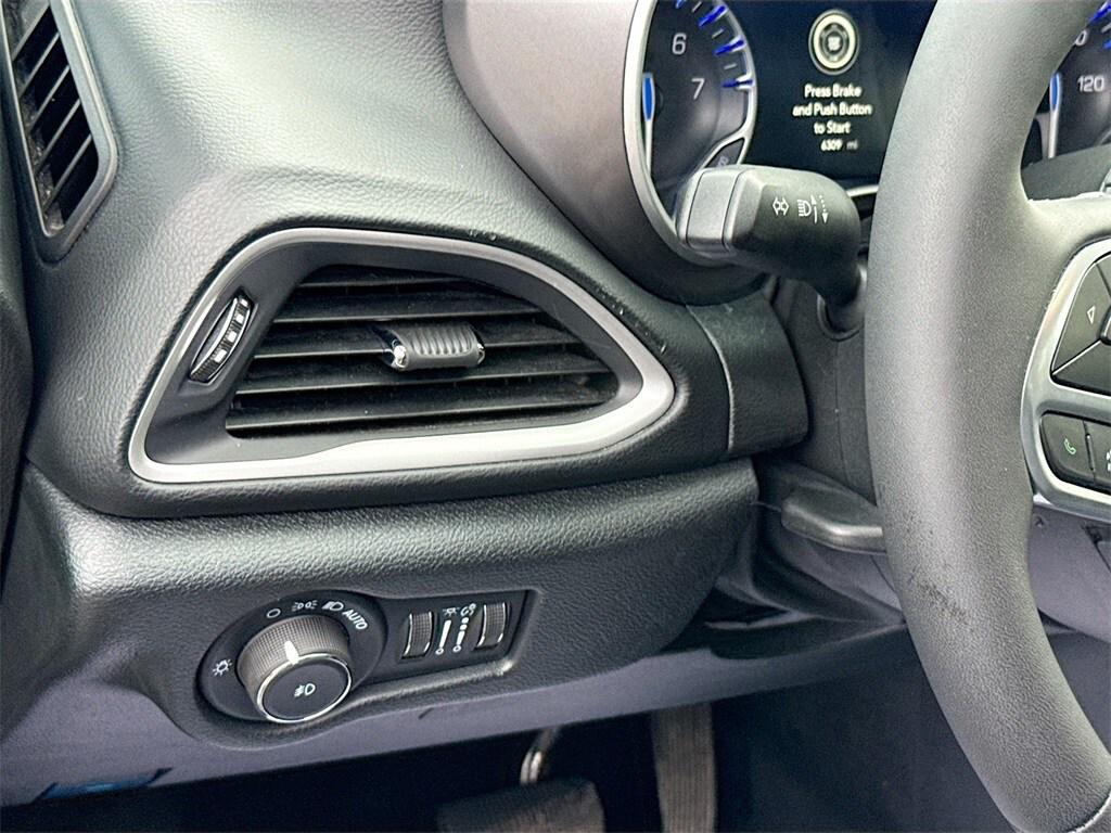 used 2026 Chrysler Pacifica car, priced at $34,686