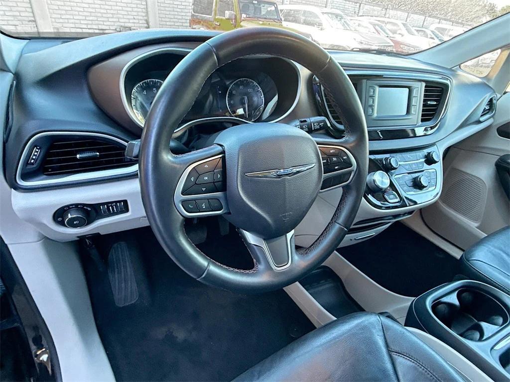 used 2017 Chrysler Pacifica car, priced at $10,358