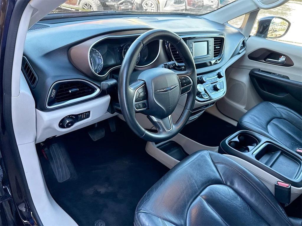 used 2017 Chrysler Pacifica car, priced at $10,358