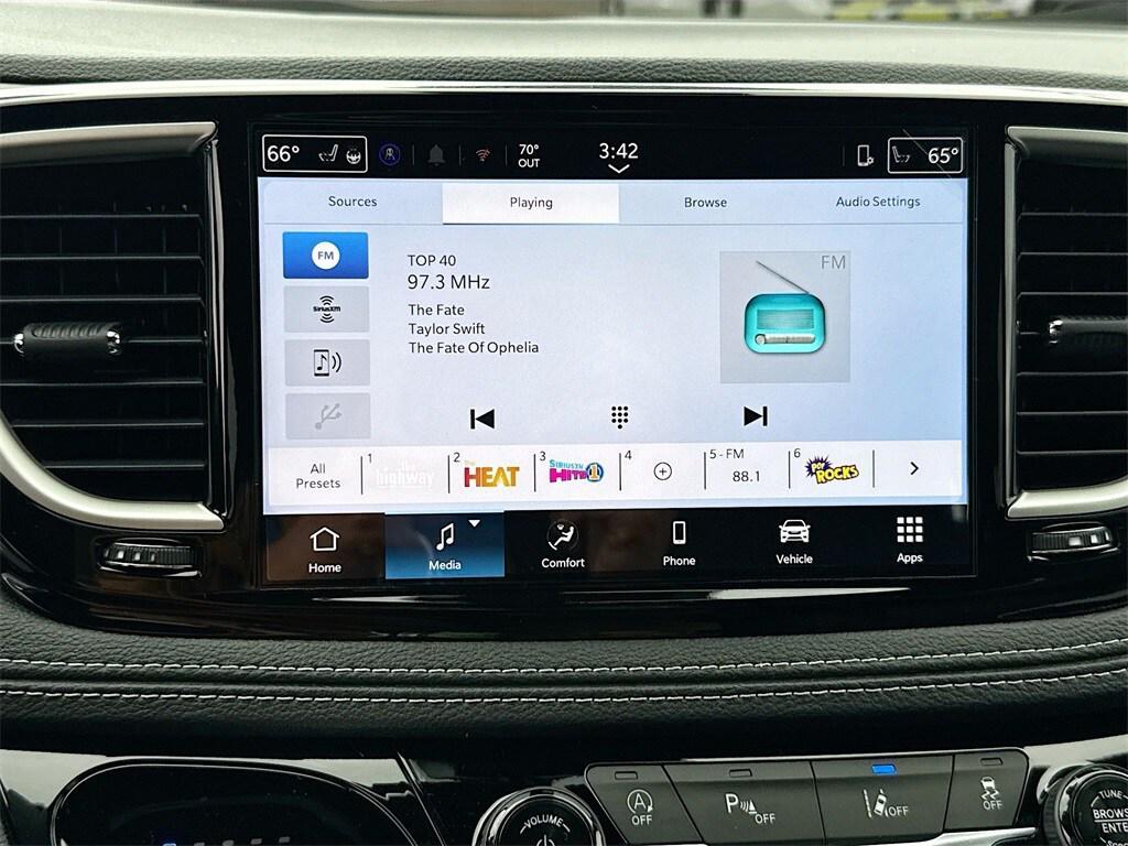 new 2026 Chrysler Pacifica car, priced at $38,393