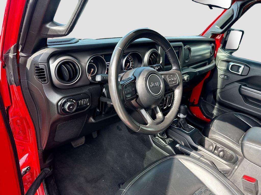 used 2022 Jeep Wrangler Unlimited car, priced at $26,274