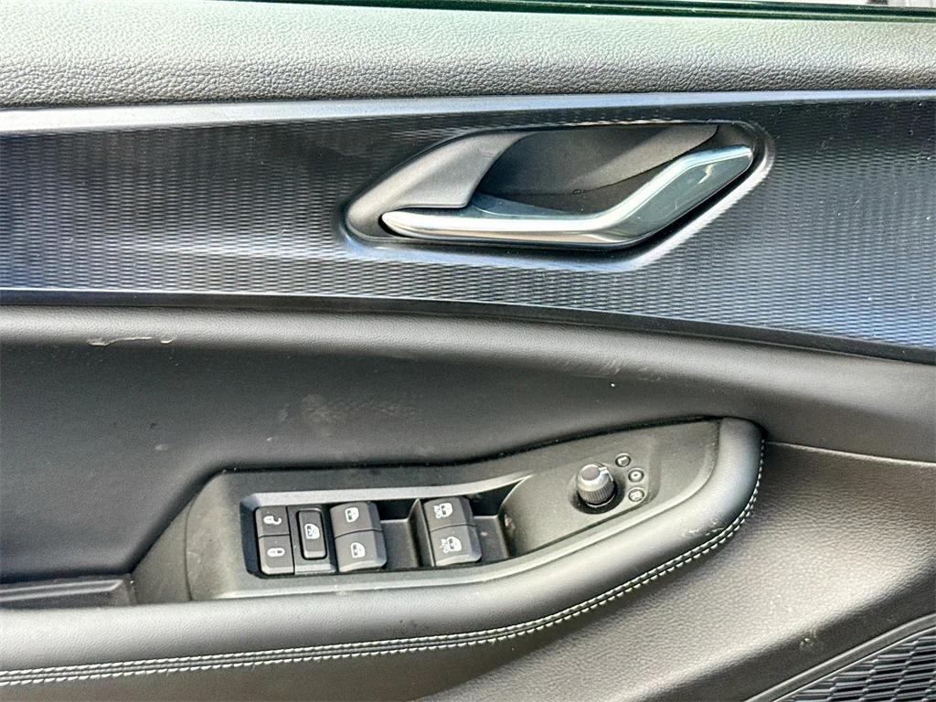 new 2025 Jeep Grand Cherokee car, priced at $29,689