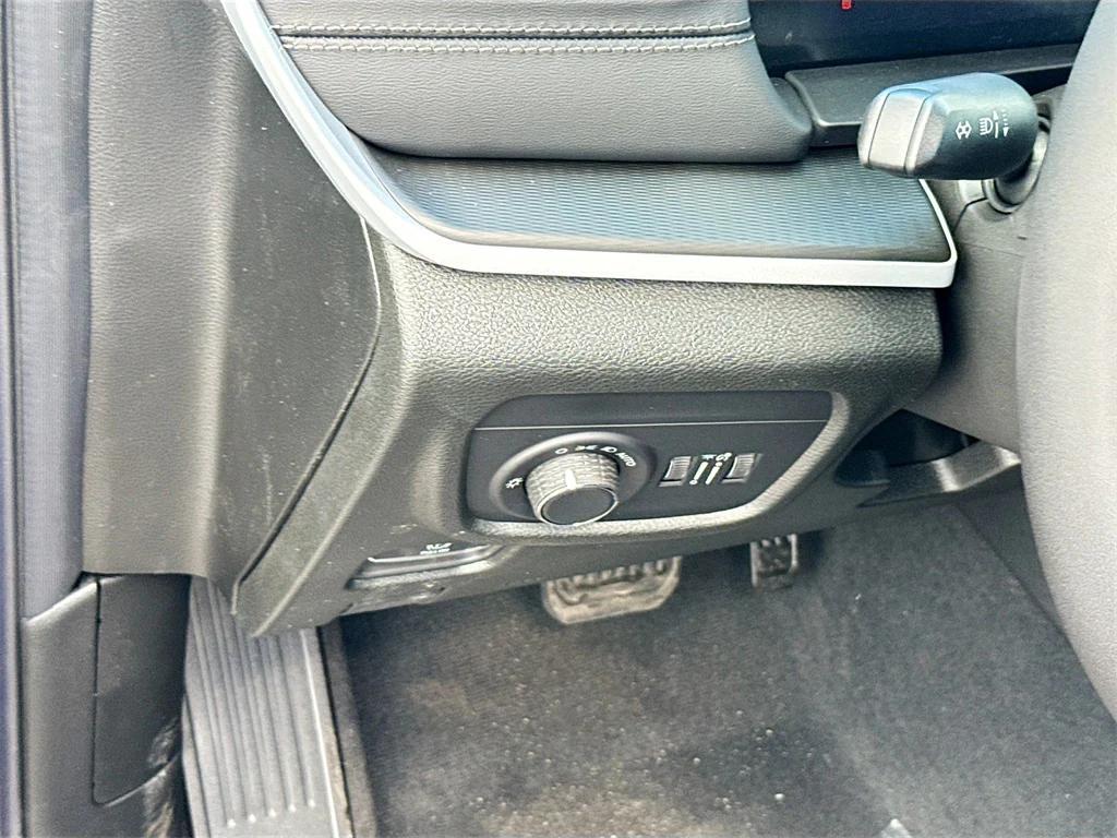 new 2025 Jeep Grand Cherokee car, priced at $29,689