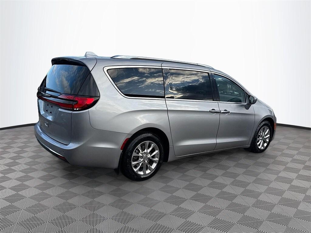 used 2021 Chrysler Pacifica car, priced at $17,854