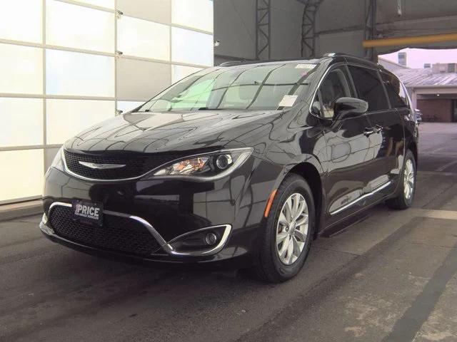 used 2018 Chrysler Pacifica car, priced at $11,553