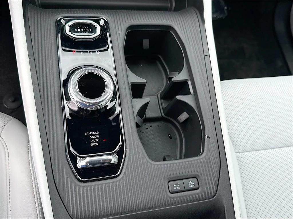 new 2026 Jeep Cherokee car, priced at $37,123