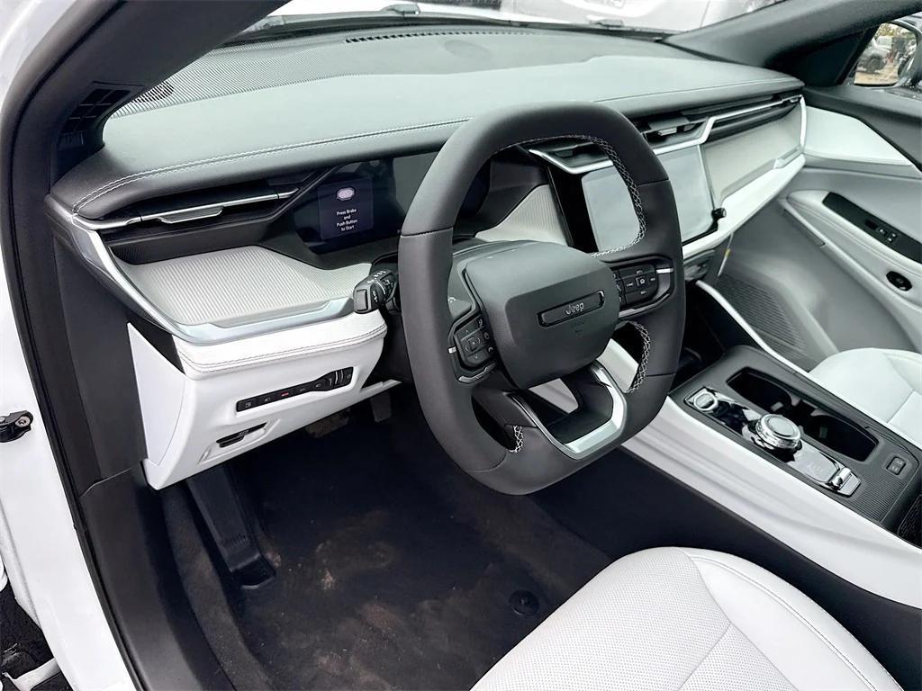 new 2026 Jeep Cherokee car, priced at $37,123