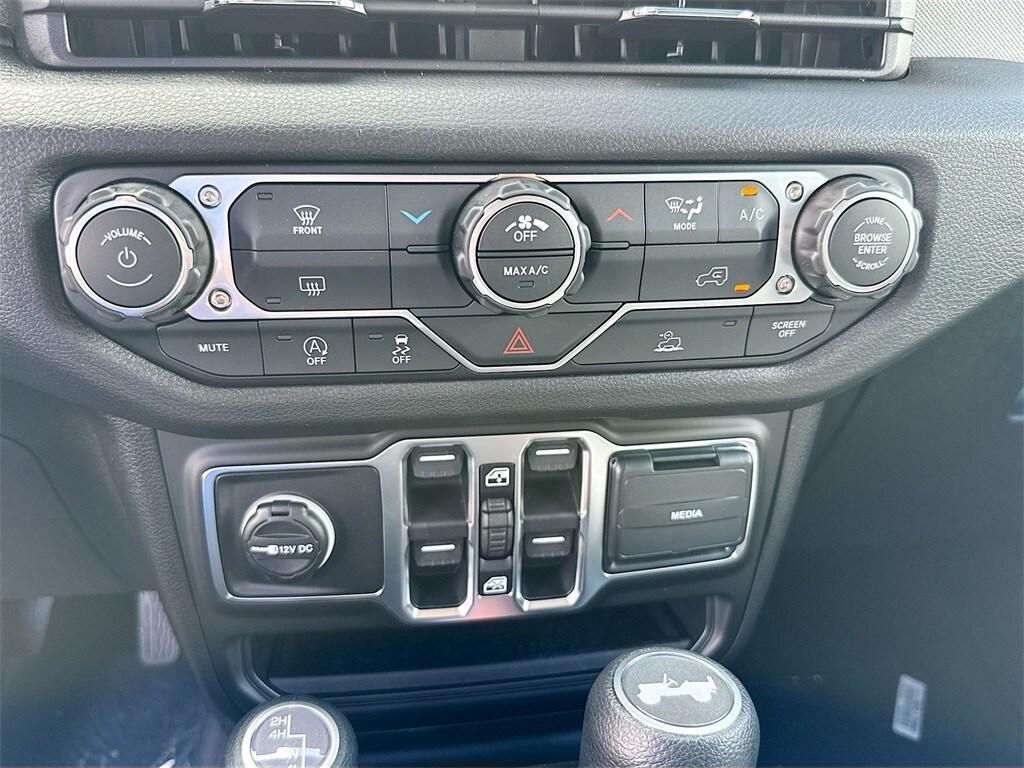 new 2026 Jeep Wrangler car, priced at $39,710