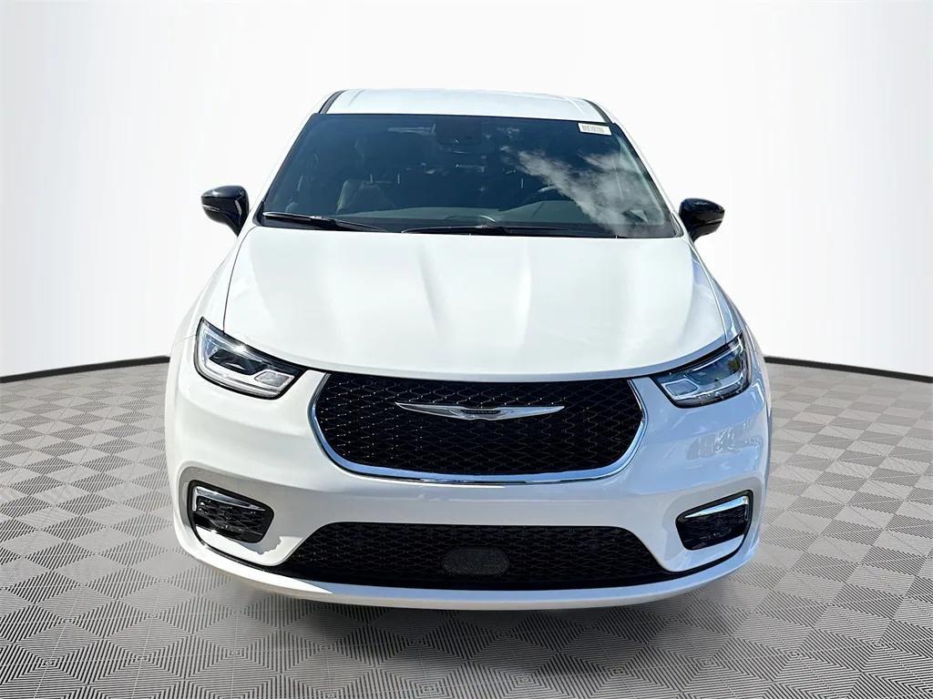 new 2026 Chrysler Pacifica car, priced at $37,970