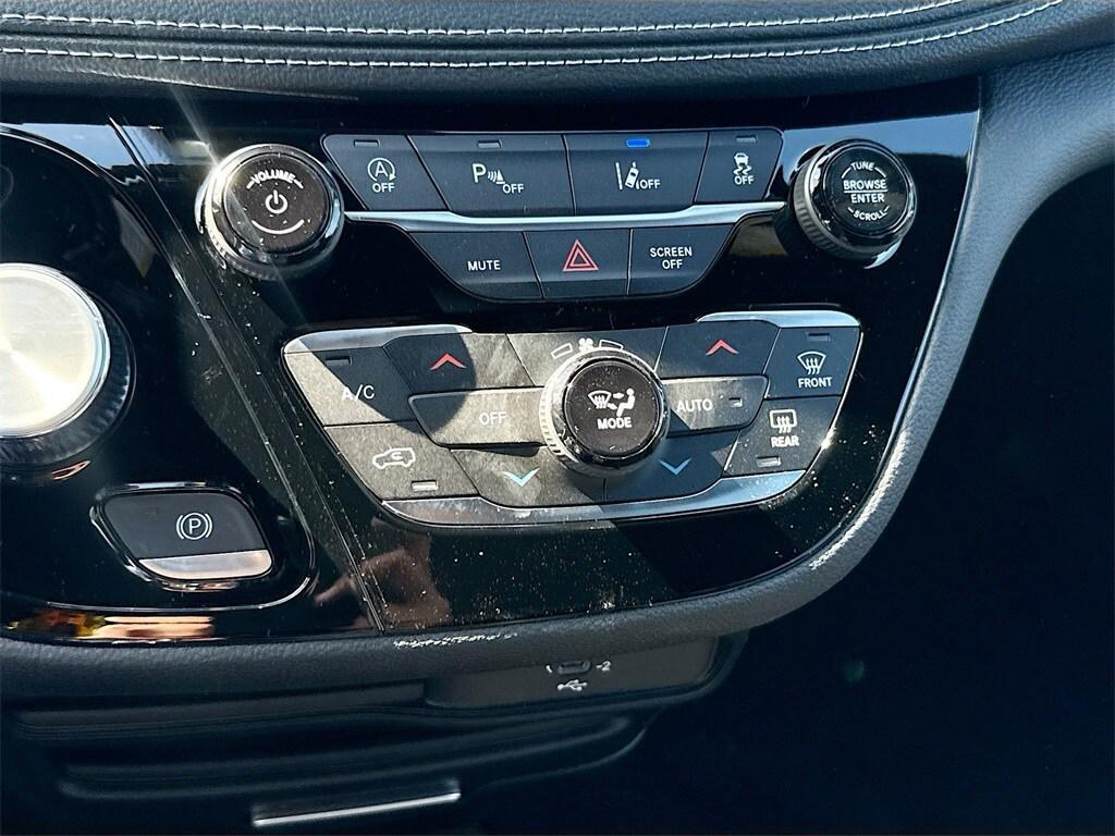 new 2026 Chrysler Pacifica car, priced at $37,970