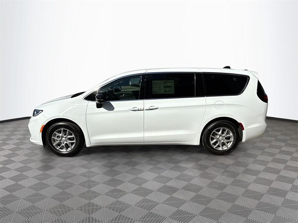 new 2026 Chrysler Pacifica car, priced at $37,970