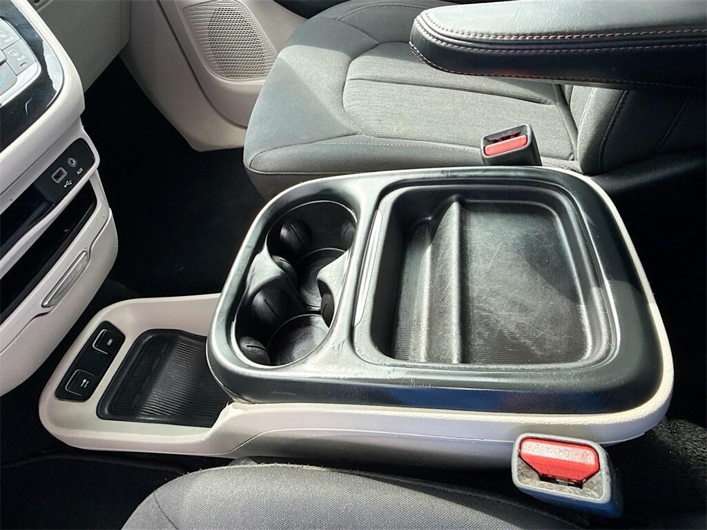 used 2017 Chrysler Pacifica car, priced at $7,448