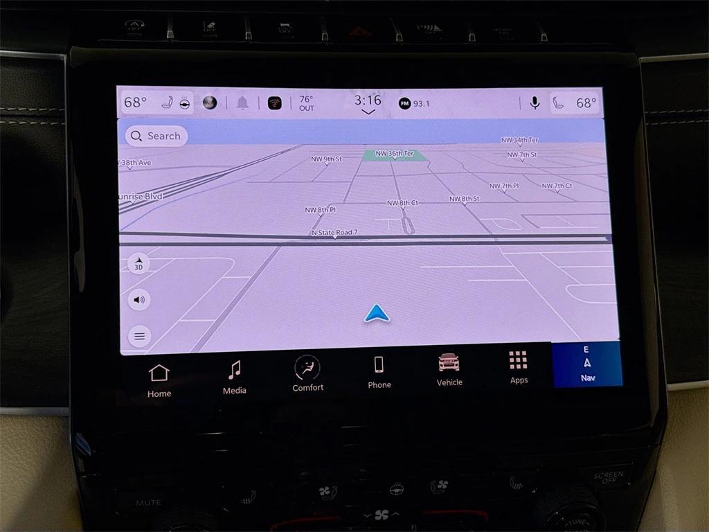 new 2025 Jeep Grand Cherokee car, priced at $38,438