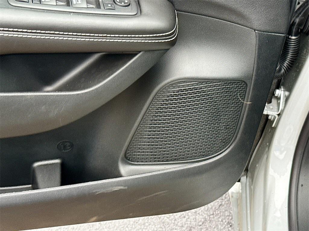 new 2026 Chrysler Pacifica car, priced at $38,393