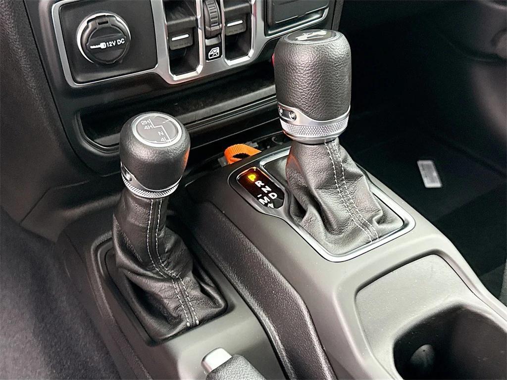 new 2026 Jeep Wrangler car, priced at $39,201