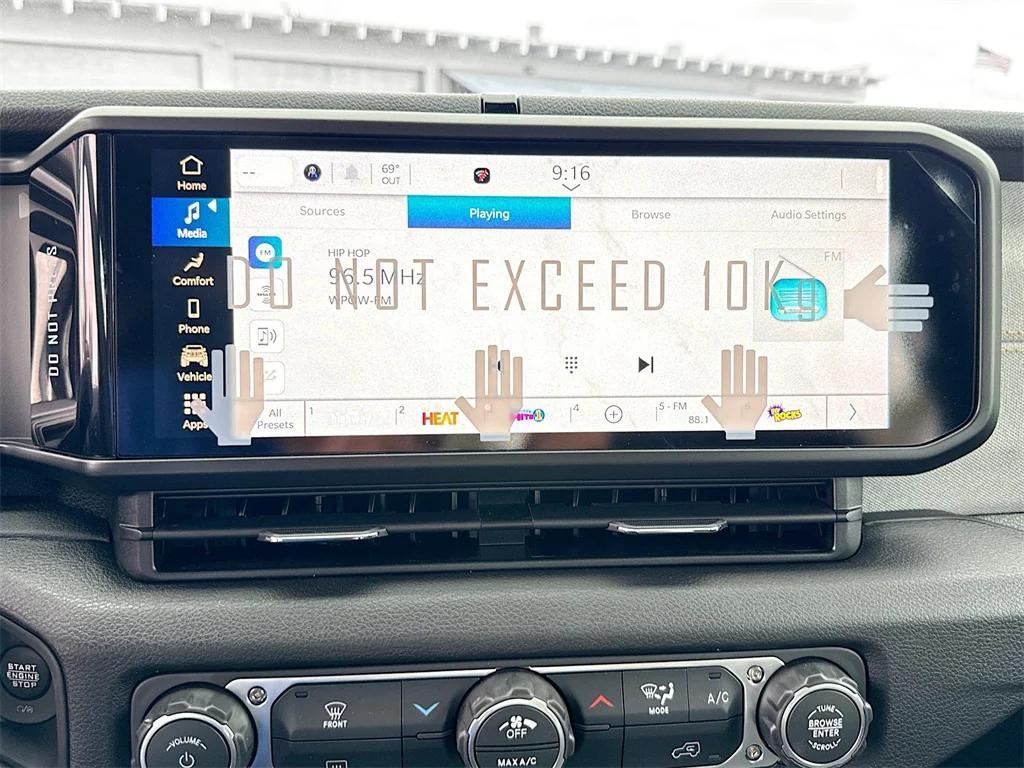 new 2026 Jeep Wrangler car, priced at $39,201